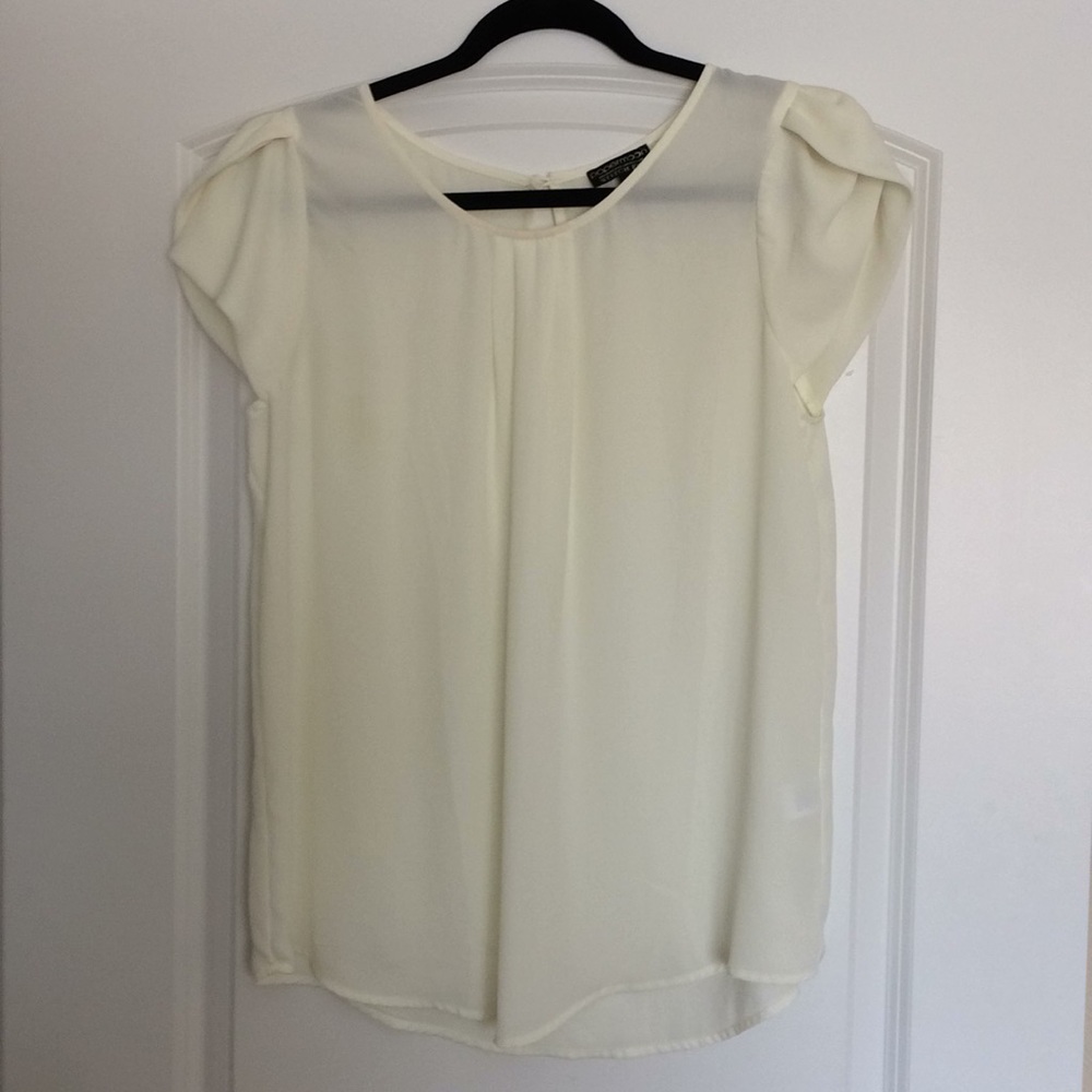 Cream top with tulip sleeves made for stitch fix